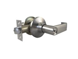 cerradura-manija-tubular-interior-libre-exterior-fija-AC43 Cerradura con manija tubular, uso acceso principal o almacén, manilla interior libre y exterior fija, cilindro exterior, backset de 60 mm a 70 mm